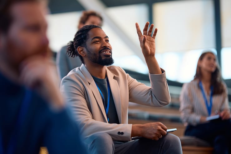 Treinamentos corporativos para a promoção da saúde mental no trabalho